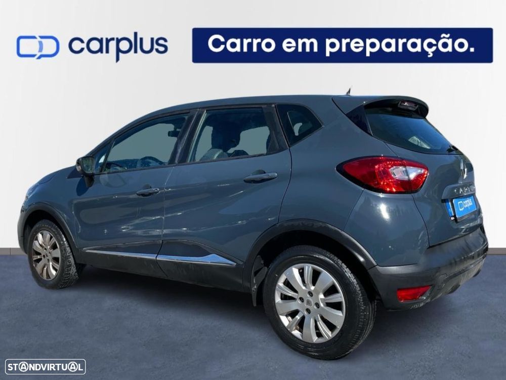 Renault Captur 0.9 TCE Exclusive - 2