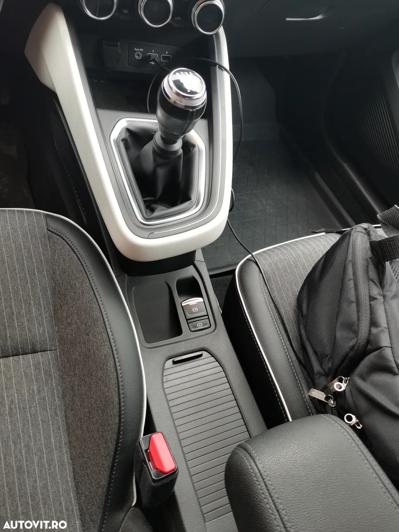 Renault Clio V TCe 90 Techno - 11