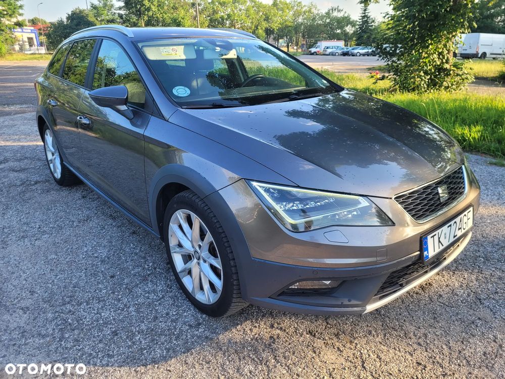 Seat Leon 2.0 TDI DPF Start&Stop DSG XCELLENCE - 10
