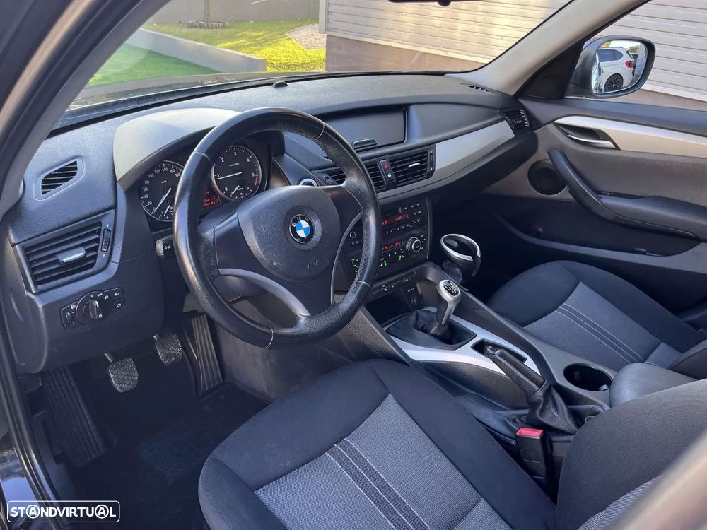 BMW X1 18 d sDrive Line Sport - 27