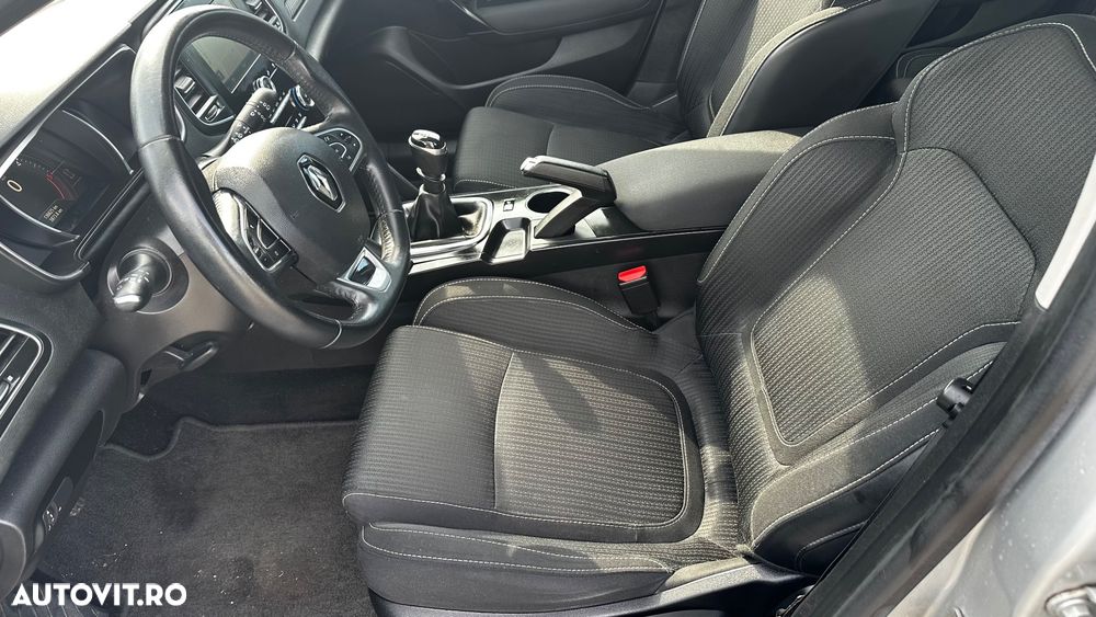 Renault Megane Energy dCi Intens - 13