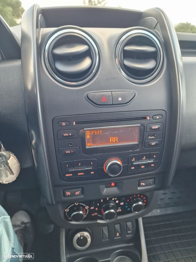 Dacia Duster dCi 110 FAP 4x4 Laureate - 14