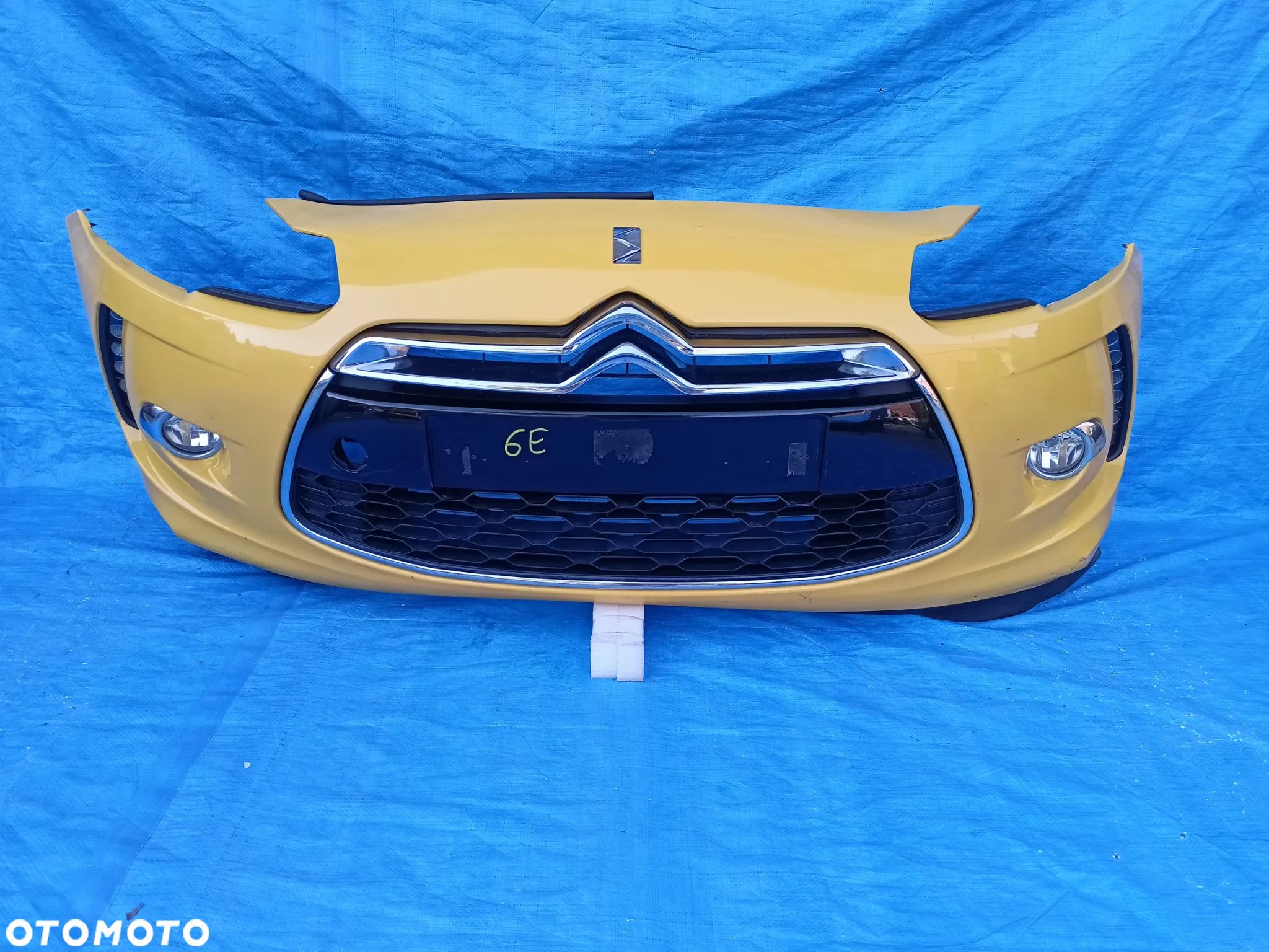 Zderzak przód  przedni Citroen DS3  wysyłka - 1