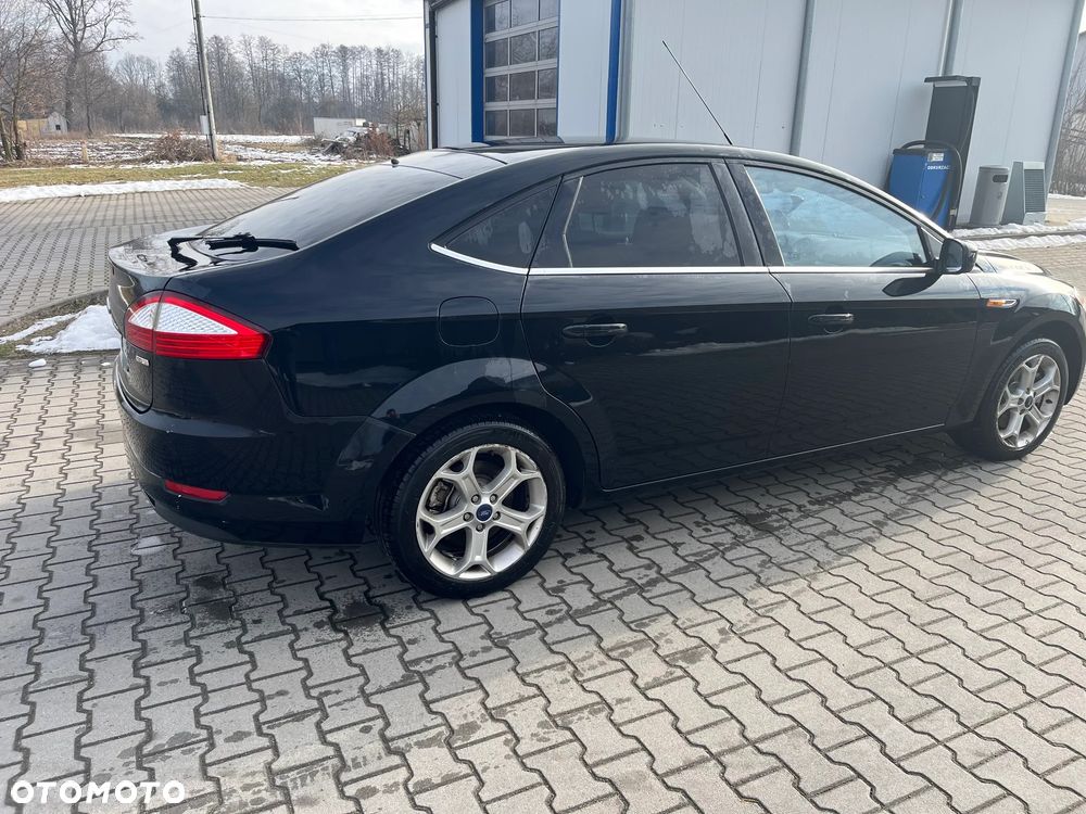 Ford Mondeo 2.0 TDCi Ambiente - 4