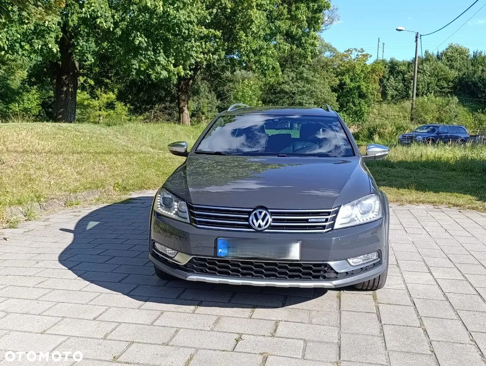 Volkswagen Passat 2.0 TDI Highline DSG - 2