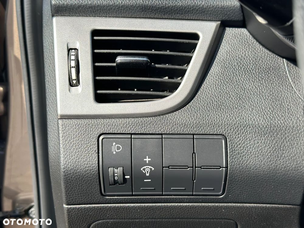 Hyundai i30 1.6 GDI Comfort - 10