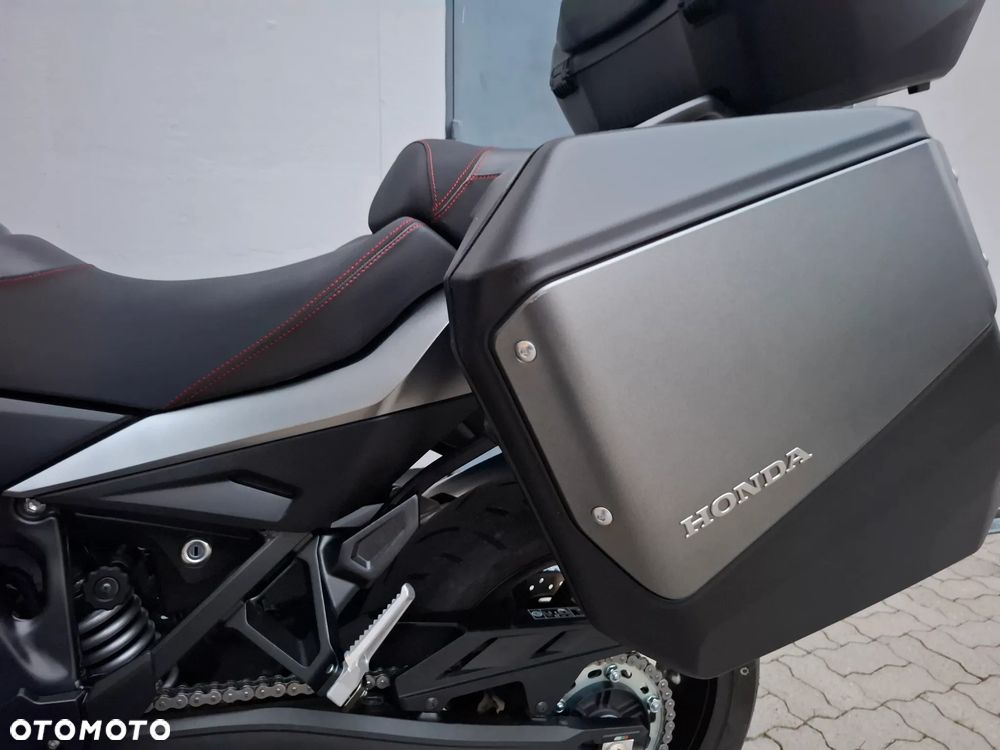 Honda NT - 17