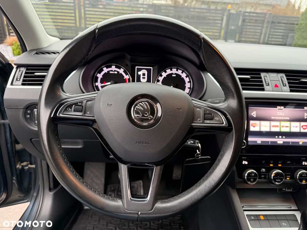 Skoda Octavia 1.4 TSI Ambition - 32