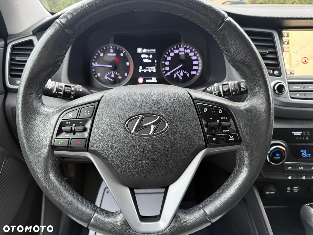 Hyundai Tucson 2.0 CRDI 4WD Automatik Style - 30