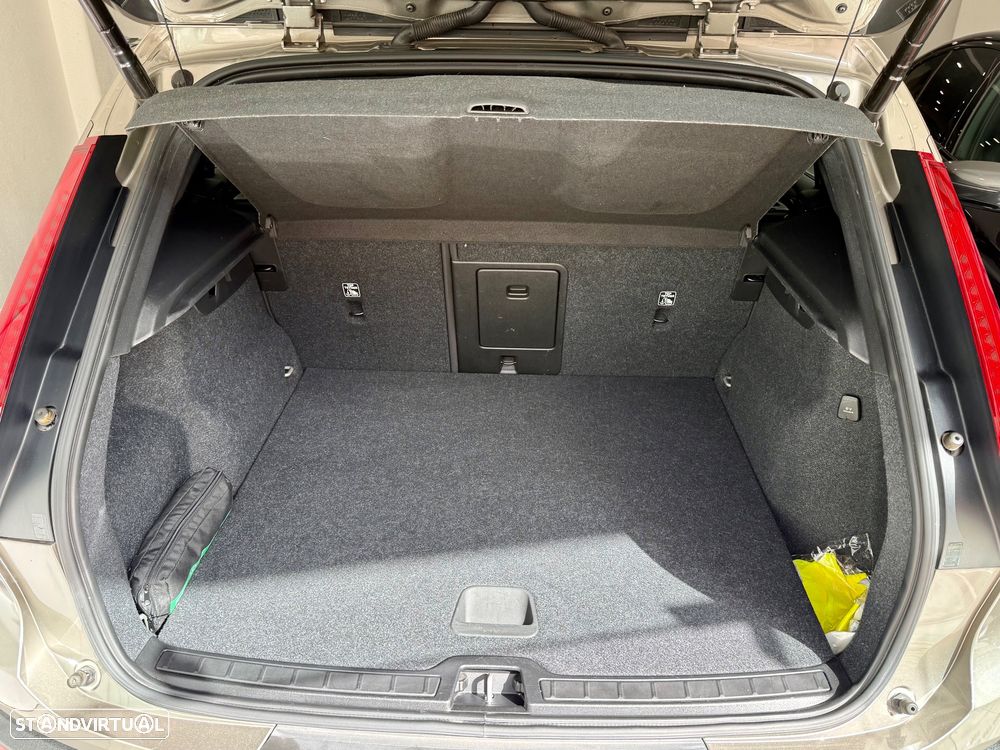 Volvo XC 40 1.5 T4 PHEV Inscription Expression - 15