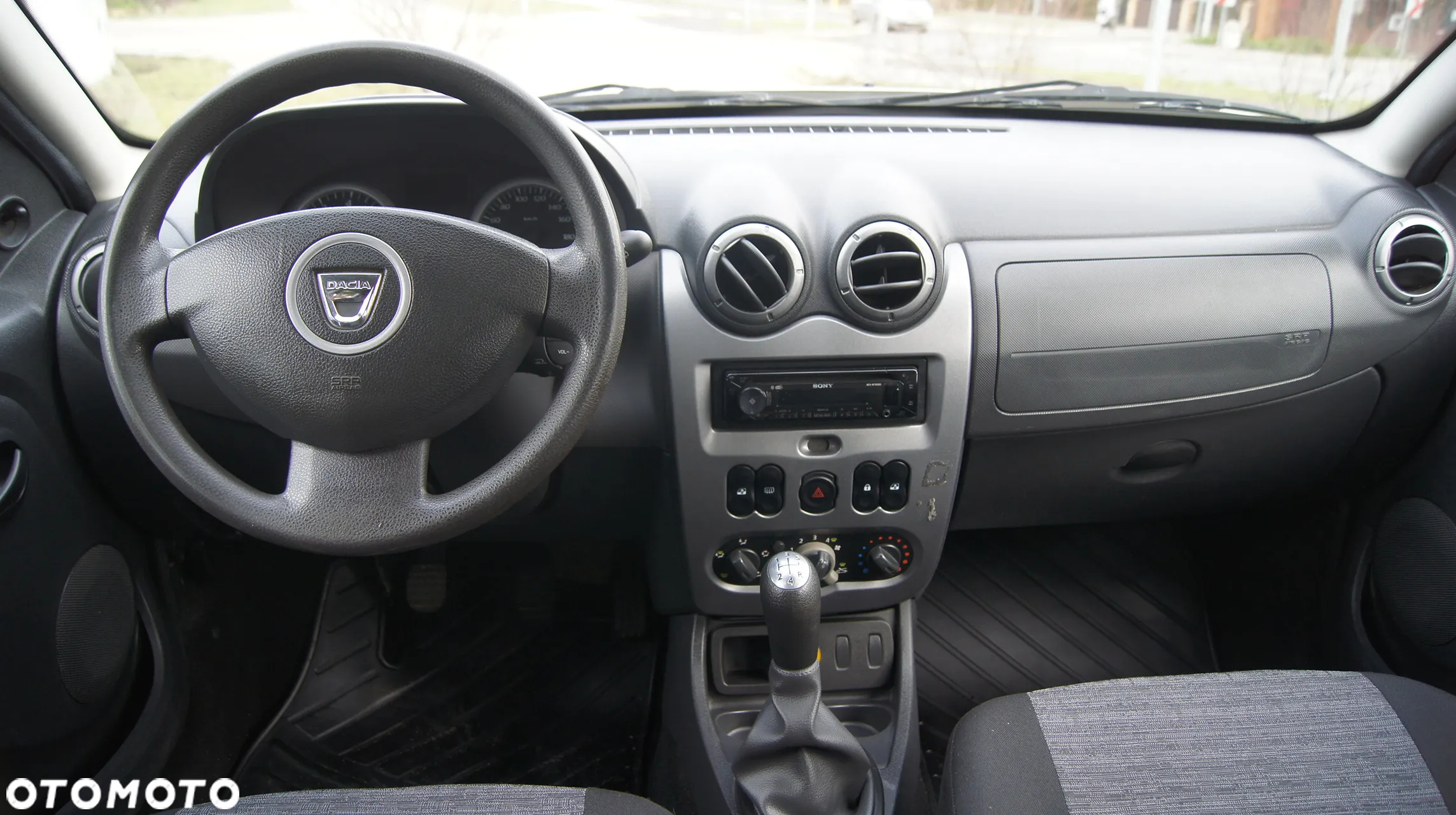 Dacia Duster 1.6 Ambiance - 9