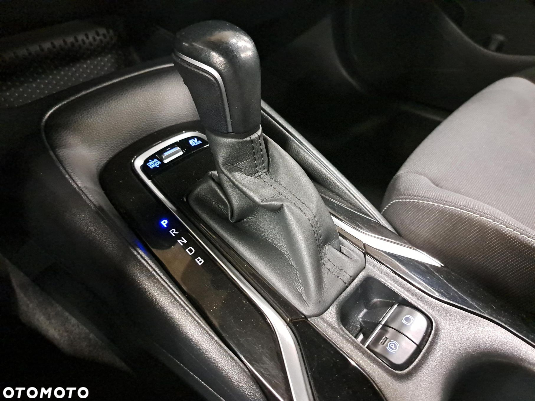 Toyota Corolla - 20