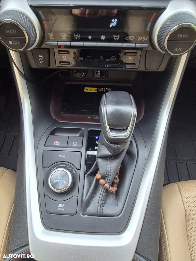 Toyota RAV4 2.5 VVT-iE 4x4 Luxury Premium - 5