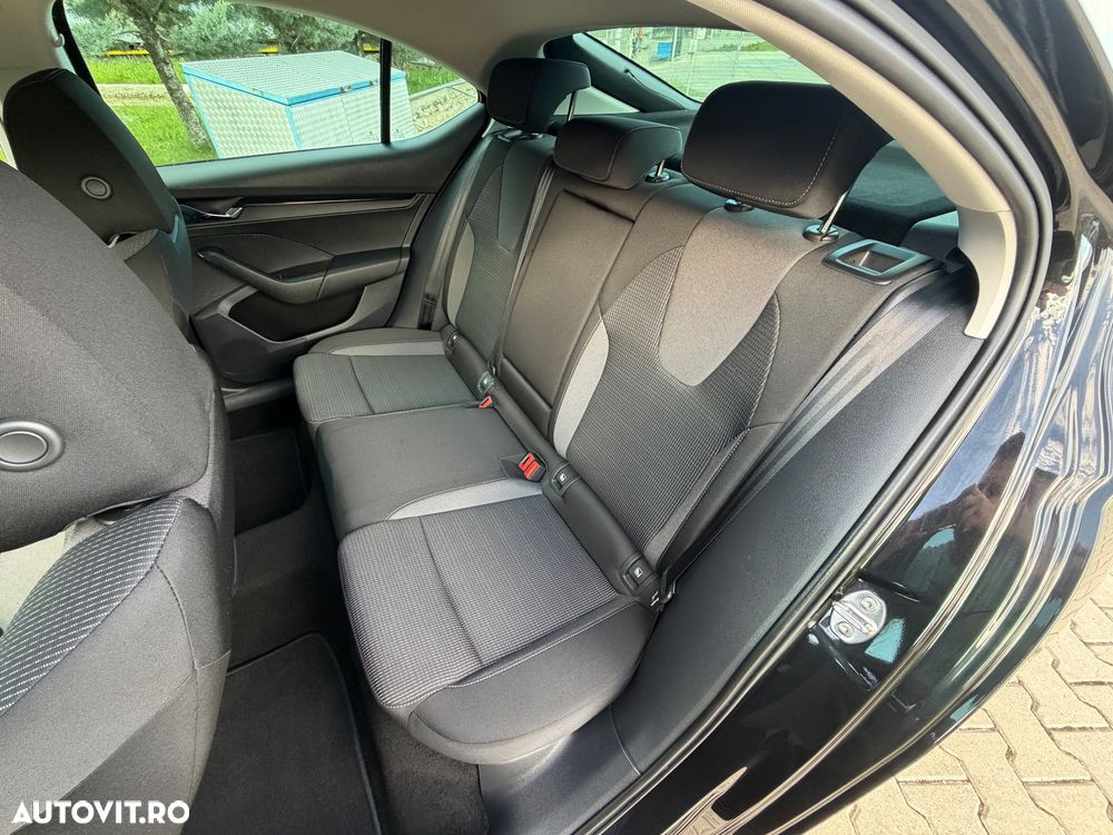 Skoda Octavia 1.4 TSI DSG Style - 7