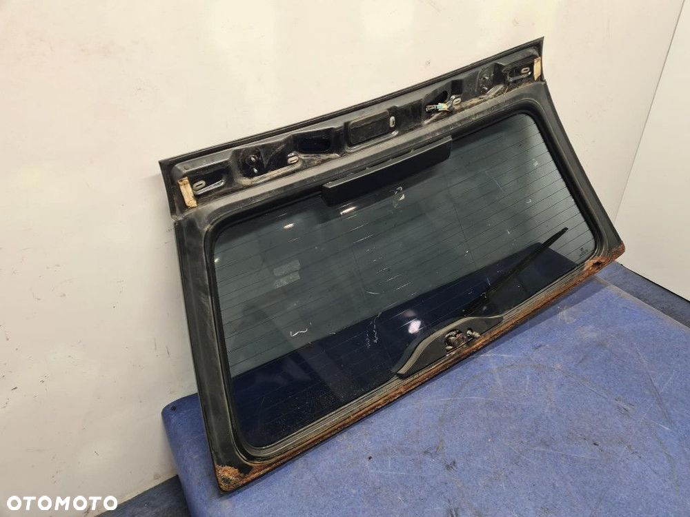 BMW 5 E39 TOURING SZYBA TYLNA - 6