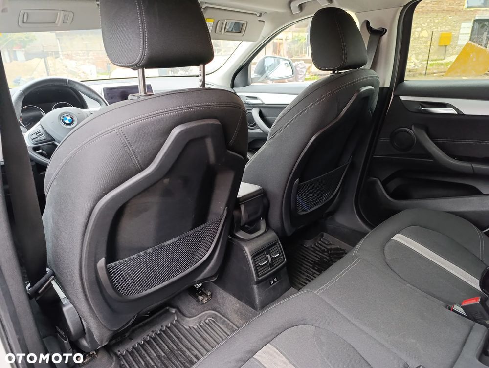 BMW X2 sDrive18i Advantage - 12