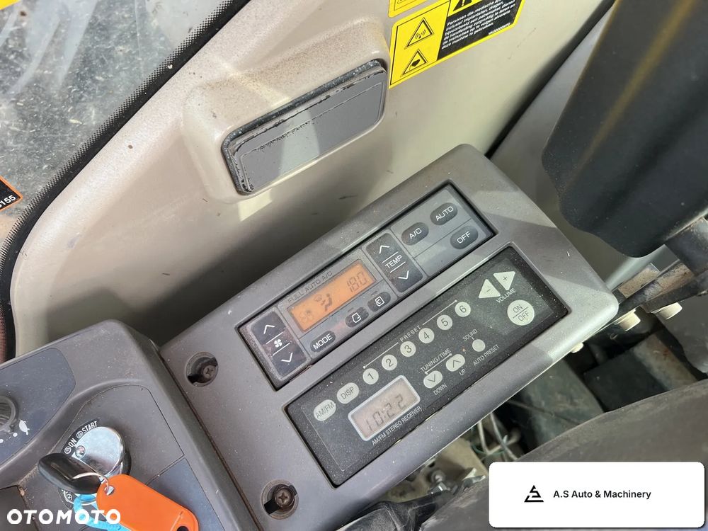 Hitachi ZX250LC-3 - 11