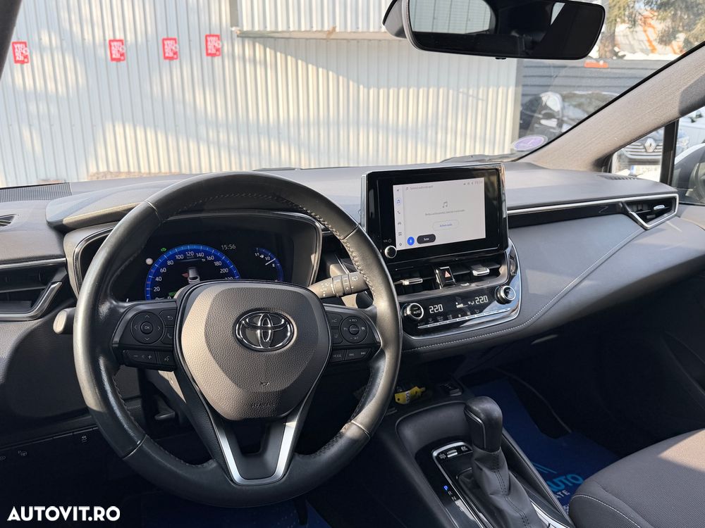 Toyota Corolla 1.8 HSD Dynamic - 9