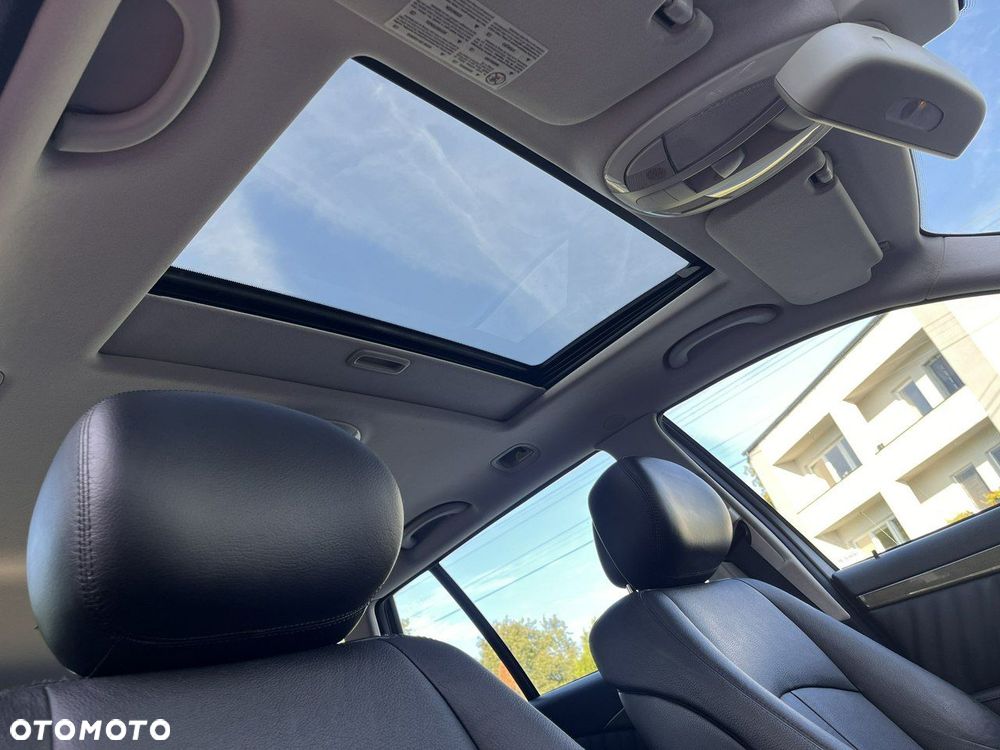 Mercedes-Benz Klasa E 280 CDI 4-Matic Avantgarde - 22