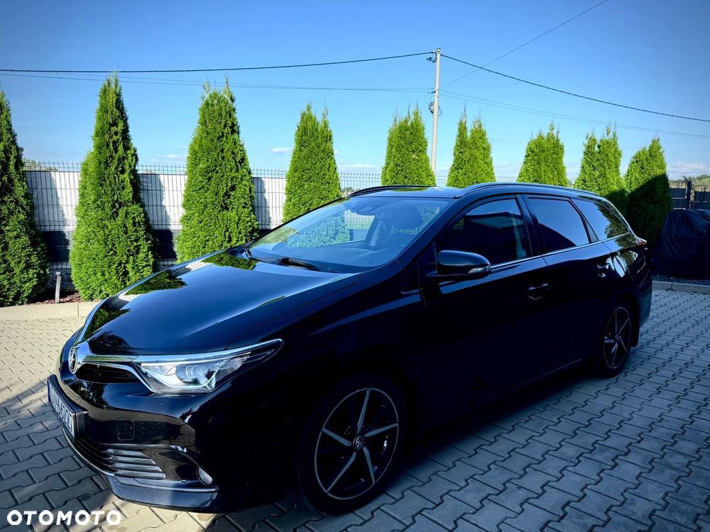 Toyota Auris - 4