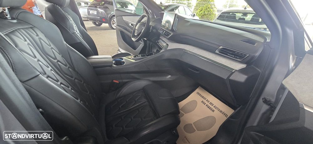 Peugeot 3008 1.6 Hybrid4 GT Pack e-EAT8 - 26