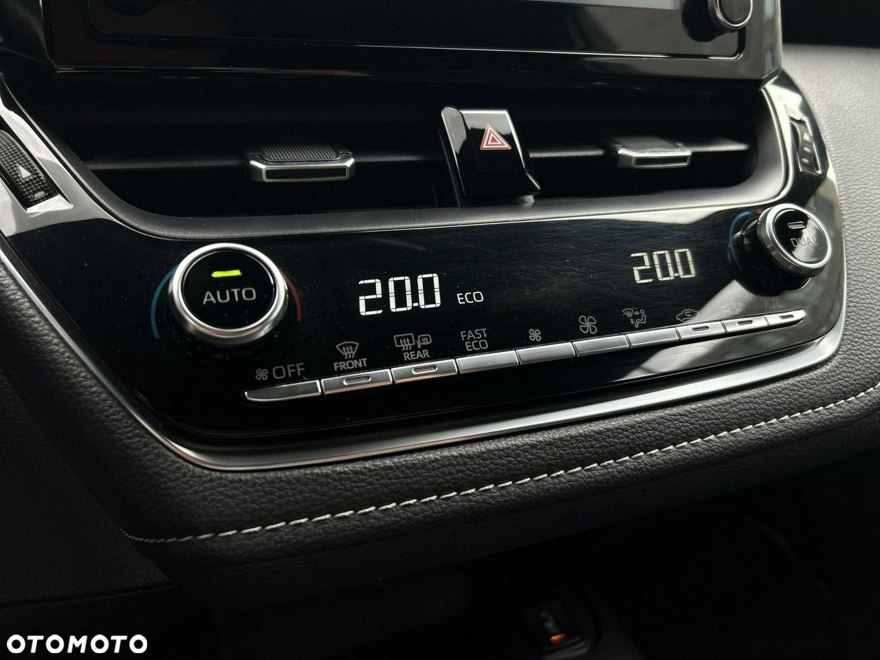 Toyota Corolla - 18