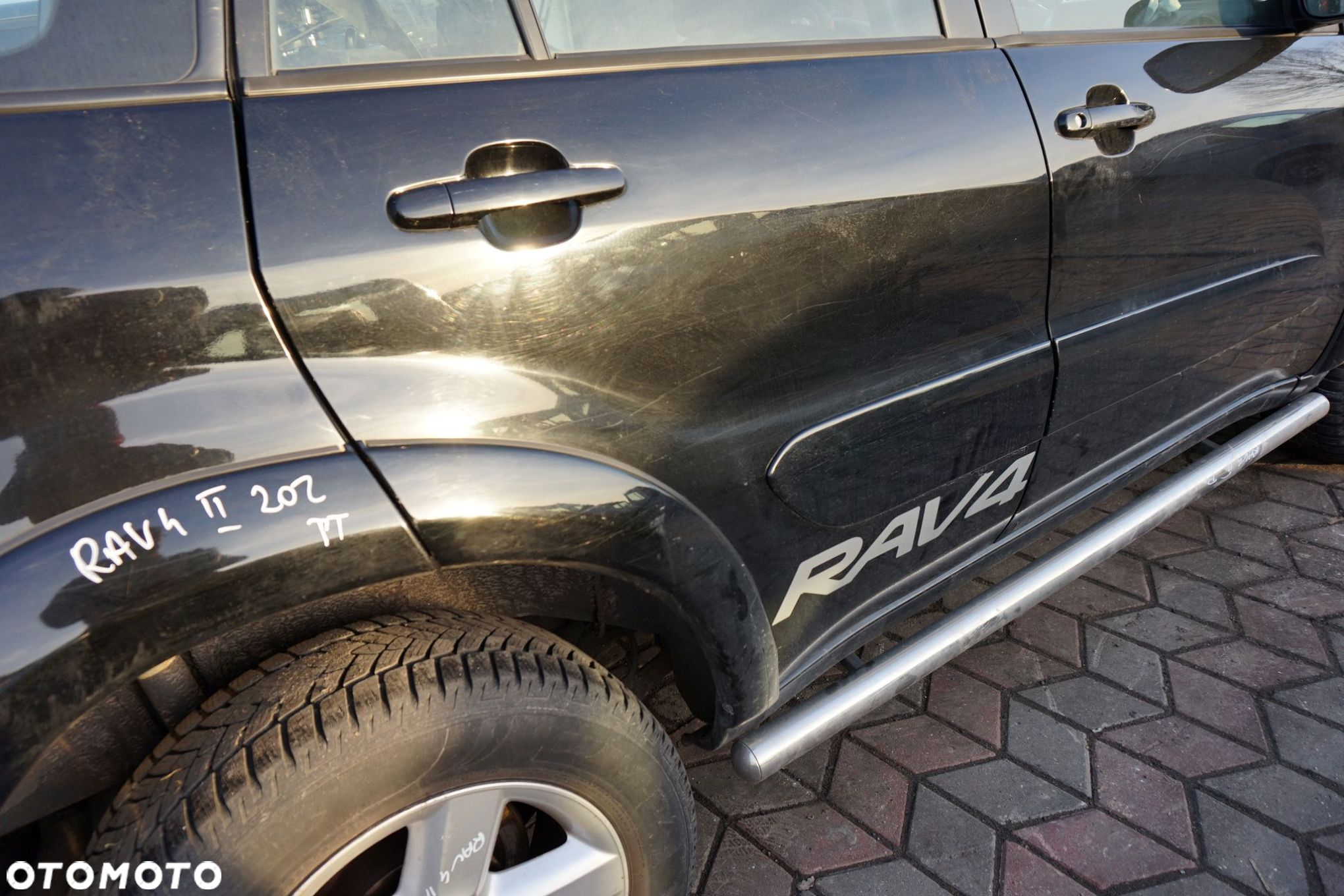 DRZWI TYLNE PRAWE RAV4 II LIFT 5D 202  CZARNY TOYOTA 2003-2005 - 2
