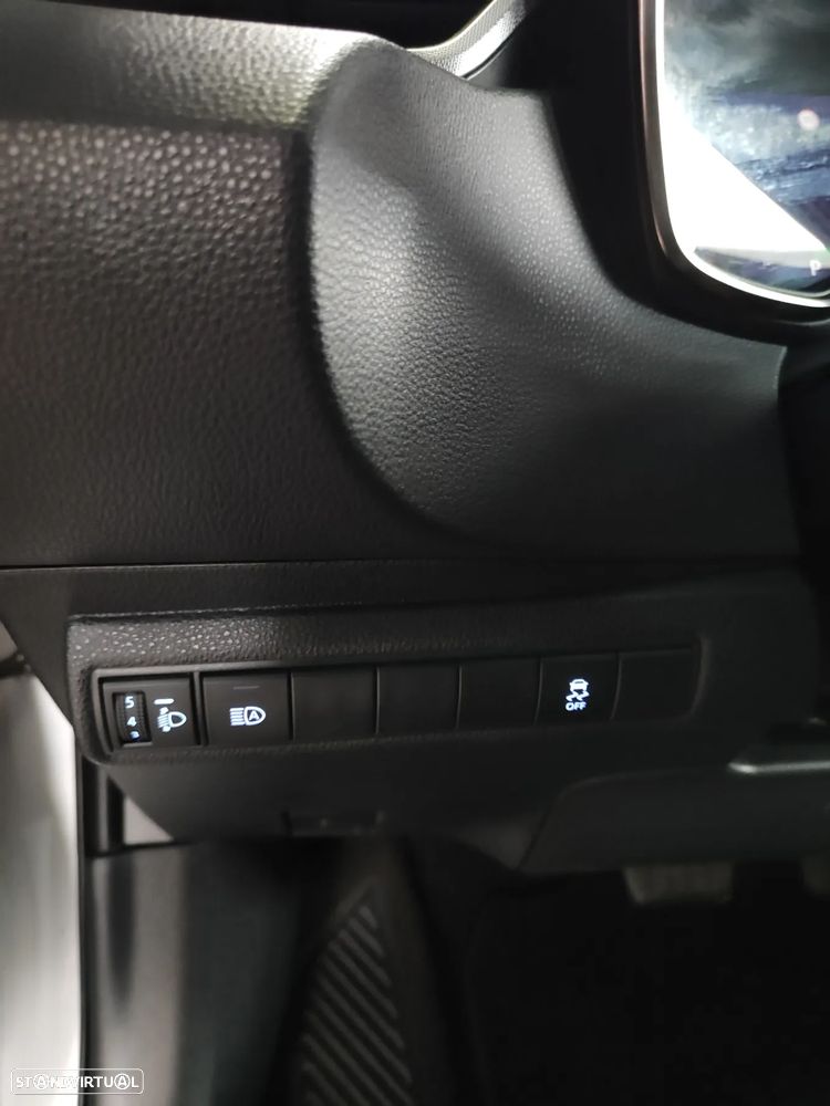 Toyota Corolla 1.8 Hybrid Comfort+P.Sport - 24