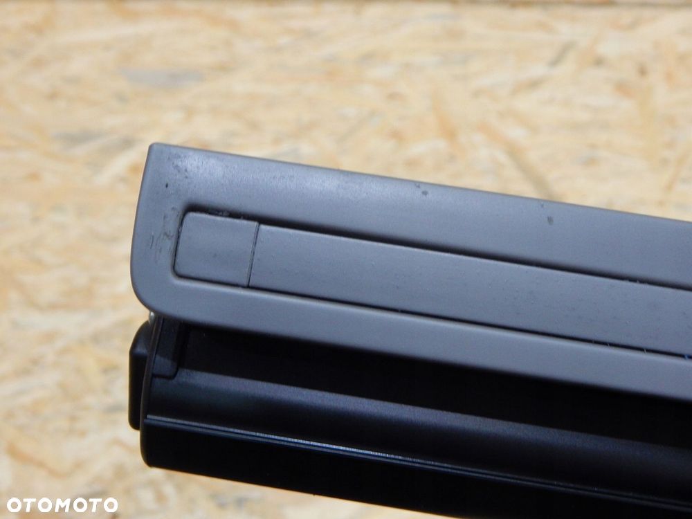 vw t5 multivan roleta boczka okna prawa tył 7h5861330 - 4