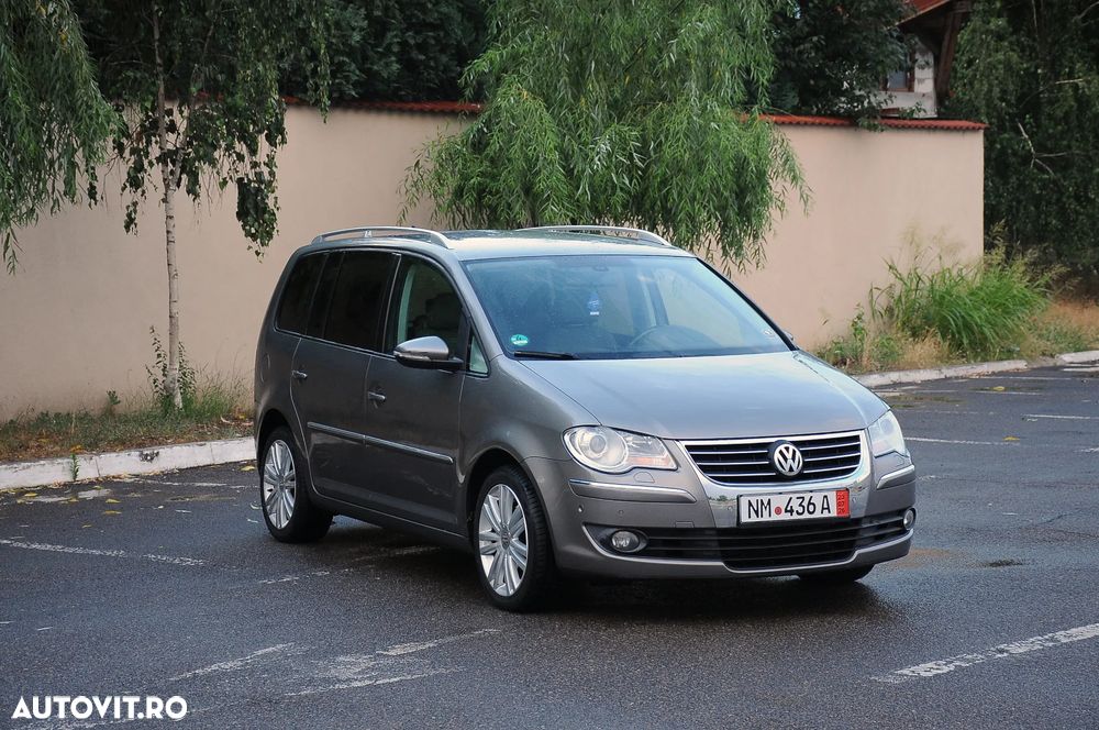Volkswagen Touran - 2