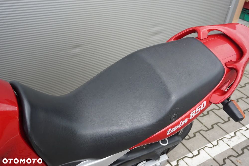 Yamaha TDM - 18