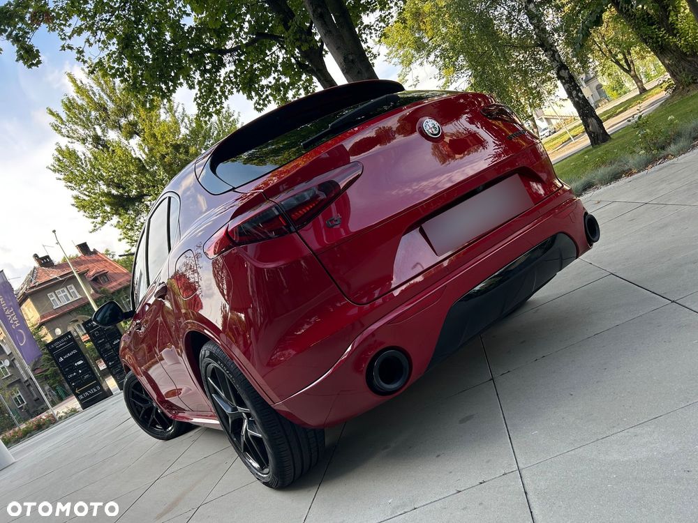 Alfa Romeo Stelvio 2.0 Turbo Veloce Q4 - 4