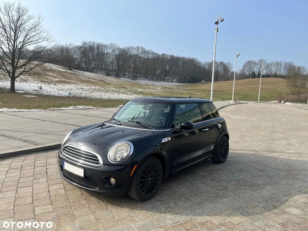 MINI Cooper Standard - 2