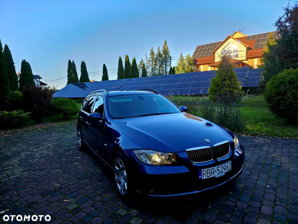 BMW Seria 3 325i - 28