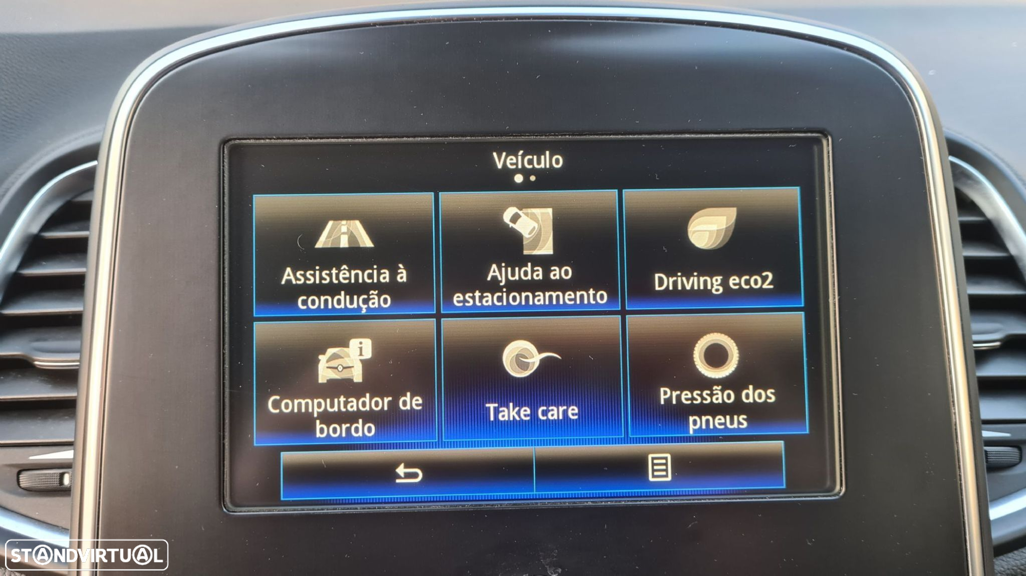 Renault Grand Scénic 1.6 dCi Intens SS - 28