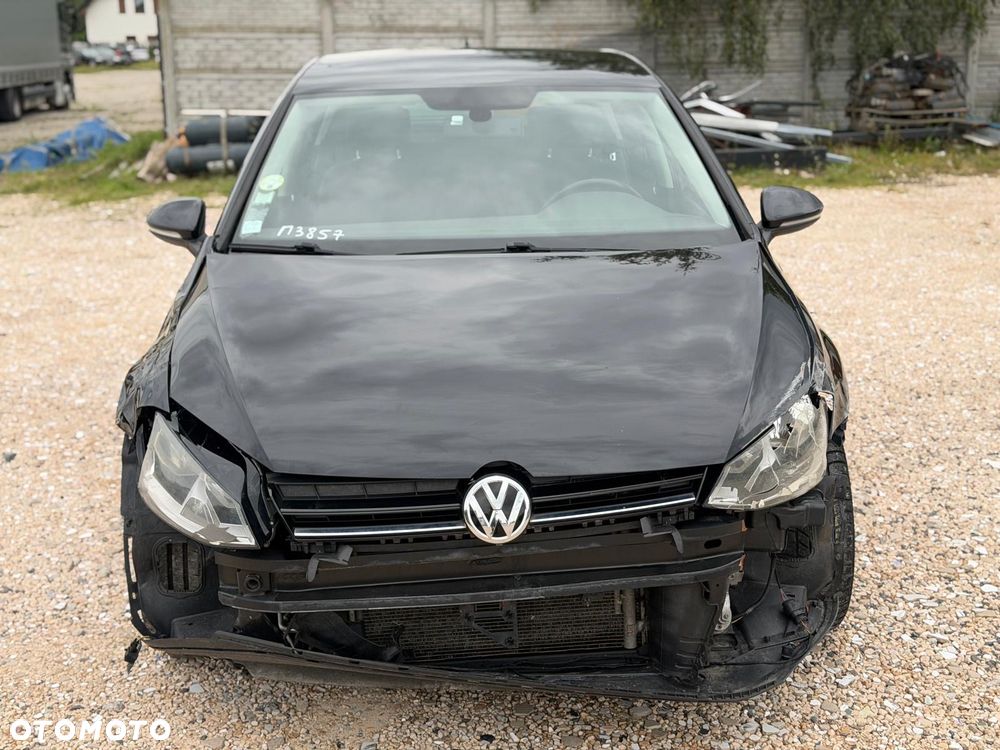 Volkswagen Golf 1.6 TDI BlueMotion Comfortline - 2