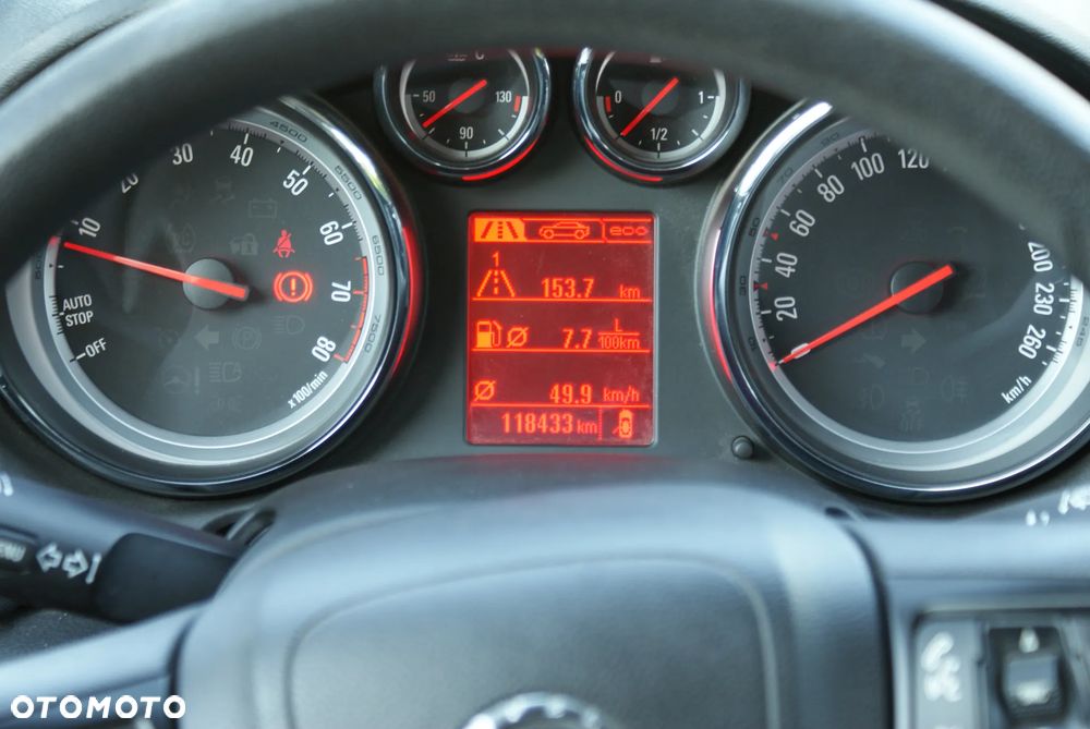 Opel Astra 1.4 Turbo - 8