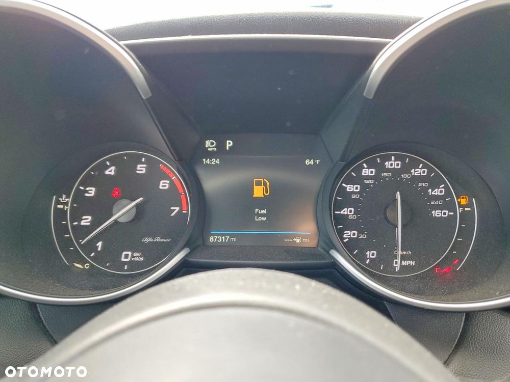 Alfa Romeo Giulia 2.0 Turbo Veloce Q4 - 9