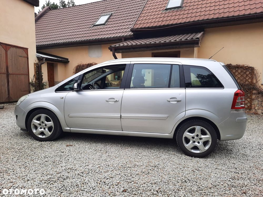 Opel Zafira 1.7 CDTI - 7