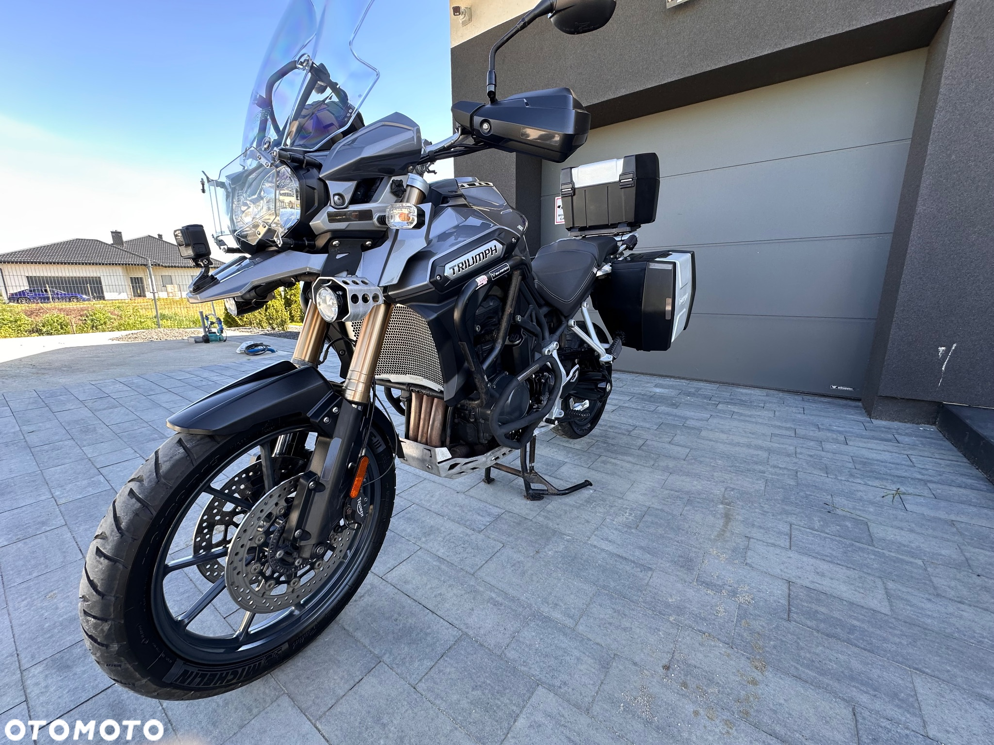 Triumph Tiger - 2