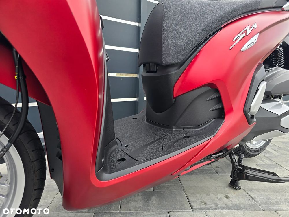 Honda SH - 21