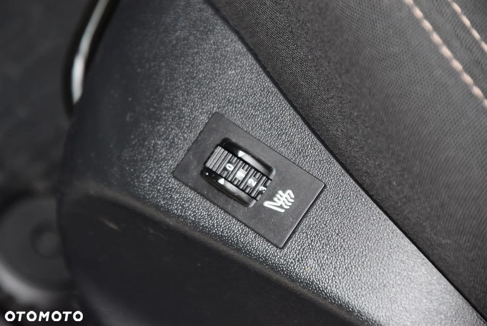 Peugeot 2008 120 VTI Active - 25