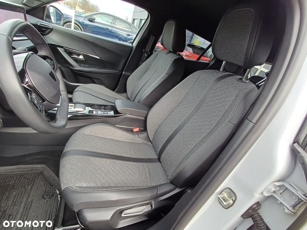 Peugeot 2008 1.2 PureTech Allure S&S EAT8 - 12