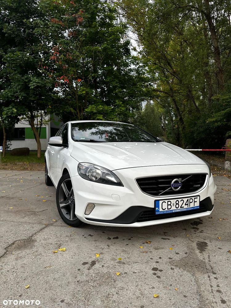 Volvo V40 D2 R-Design - 2