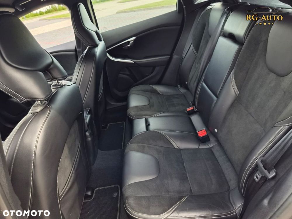 Volvo V40 - 21