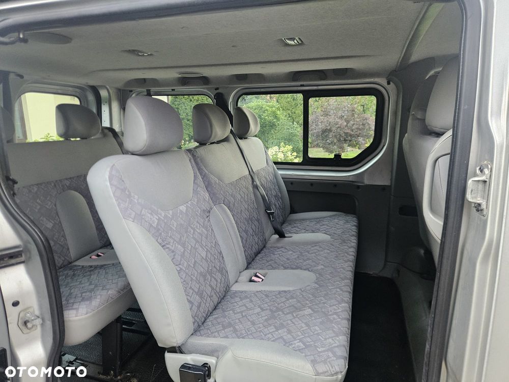 Opel Vivaro - 12