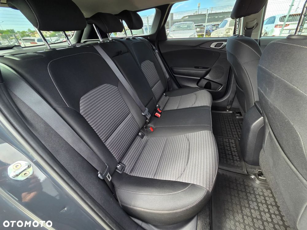Kia Ceed 1.5 T-GDI L Business Line - 41