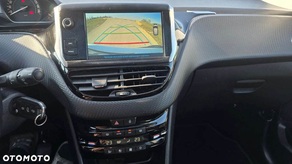 Peugeot 208 1.2 PureTech Allure - 4