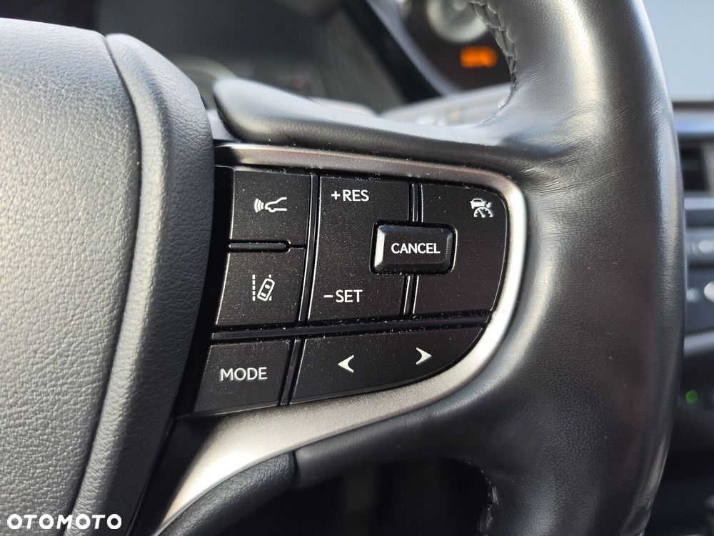 Lexus ES 300h Prestige - 19