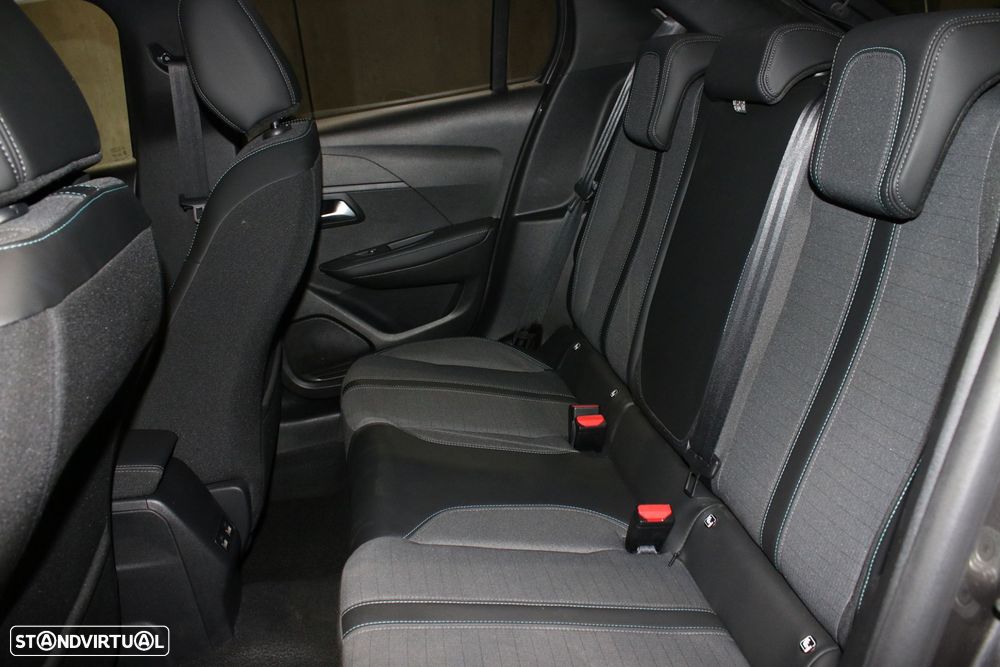 Peugeot 208 1.2 PureTech Allure - 16